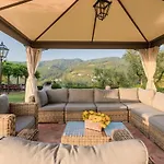 Tuscany With Pool *