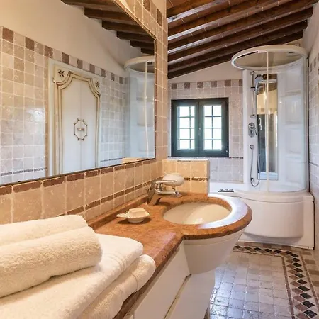 Tuscany With Pool