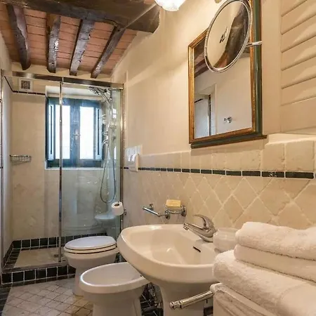 Tuscany With Pool Pousada *